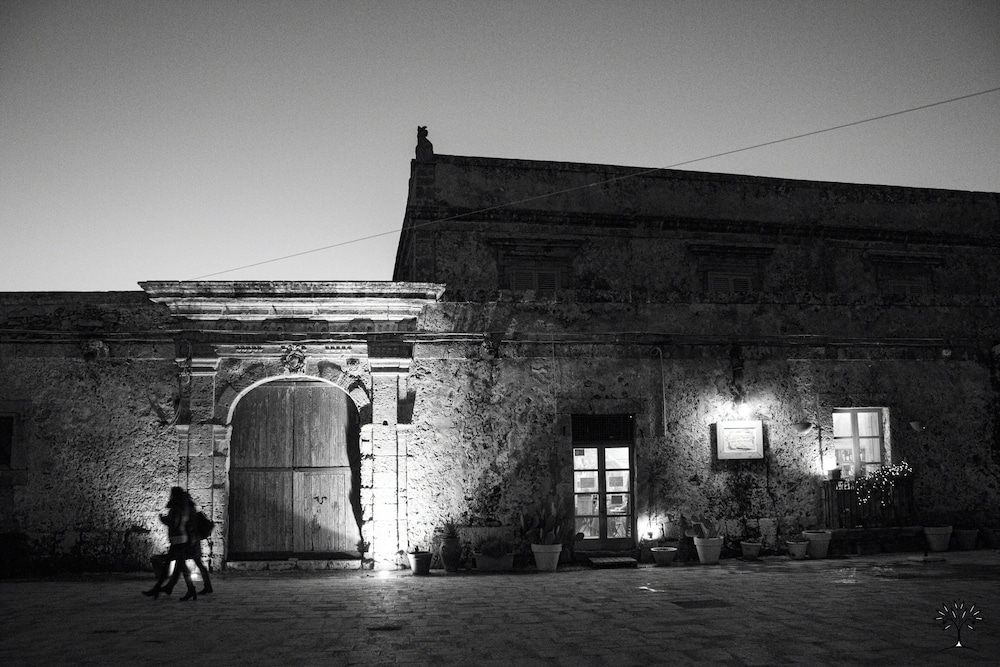 Radici Sicilian Holiday Home-b An Oasis of Relaxation in the Heart of Sicily