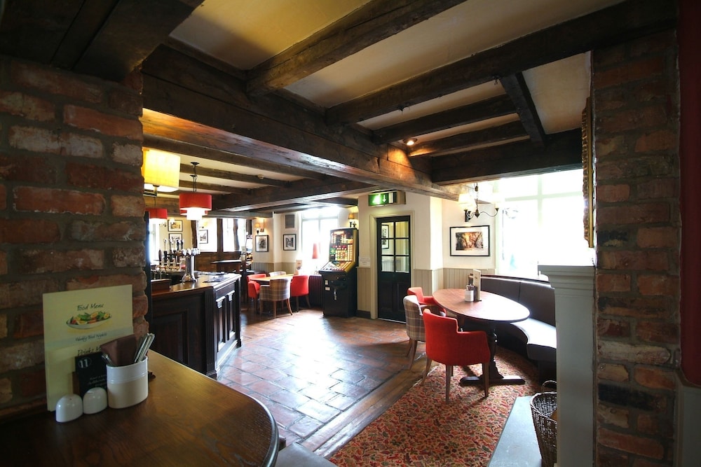 De Trafford Hotel by Chef and Brewer Collection