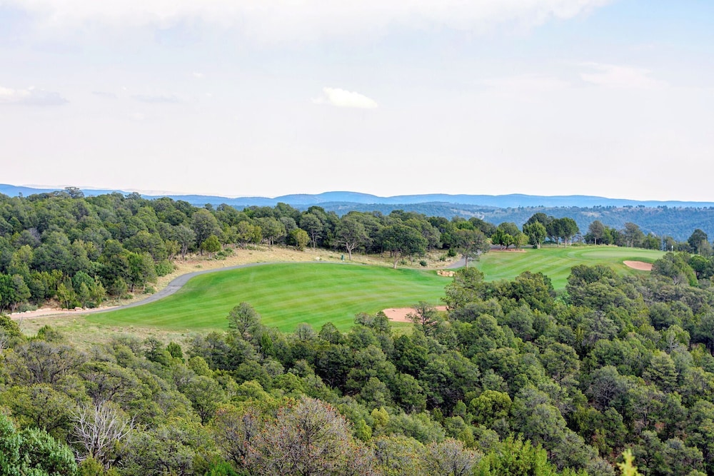 Double Elk Lodge by Ruidoso Vacation Rentals