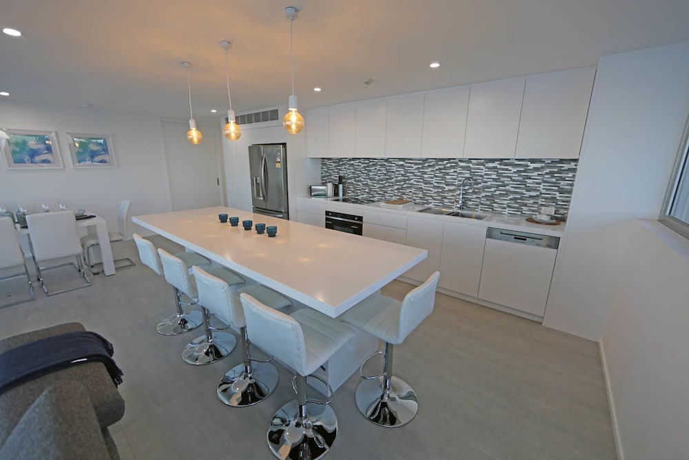 Main Beach Vacations - Golden Sands - Private Apartments - Property Image 5