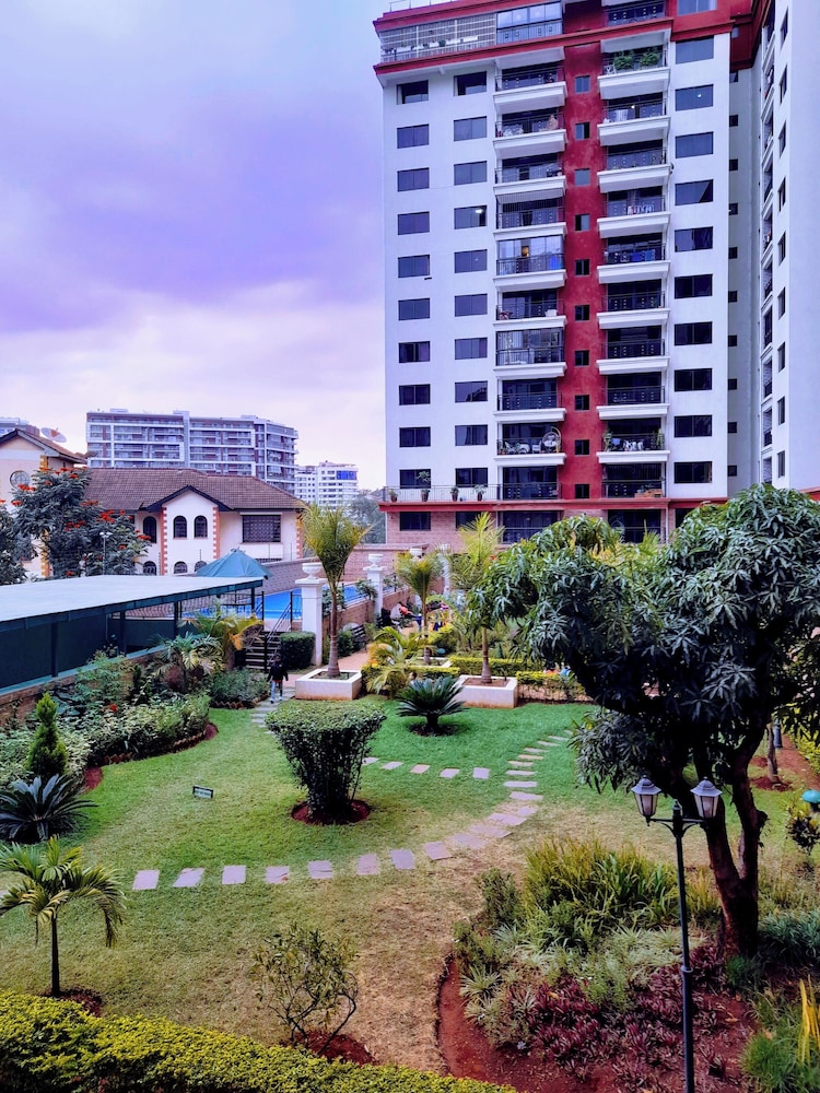 Luxurious Nairobi Apartment With Shared Pool and City Views