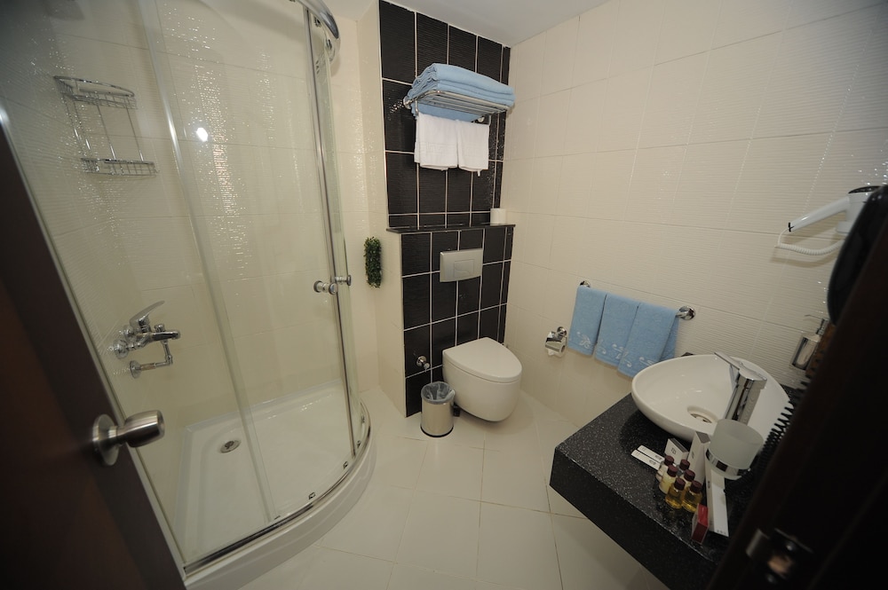 Golden Lake Otel - Image 45