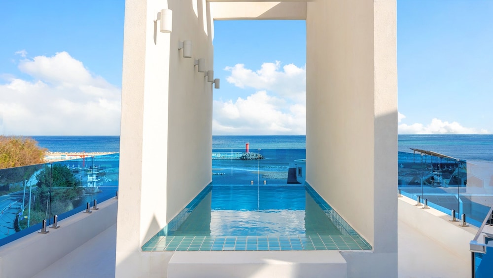 Gangneung Leventia Pool Villa