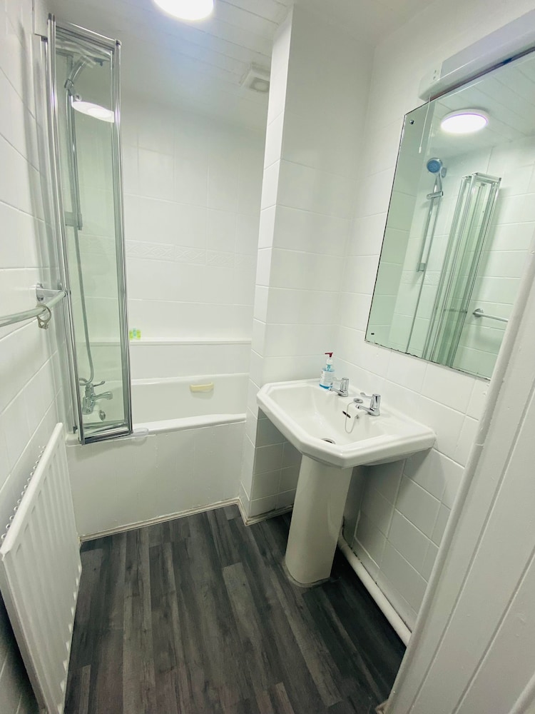 Avalon Guest House