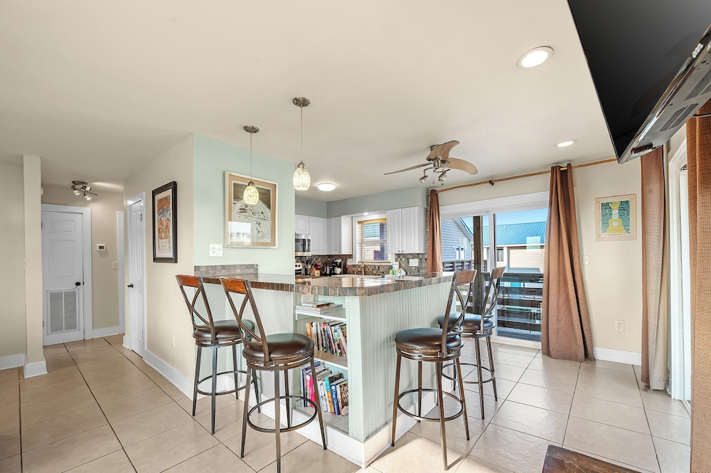 Gulf View 23