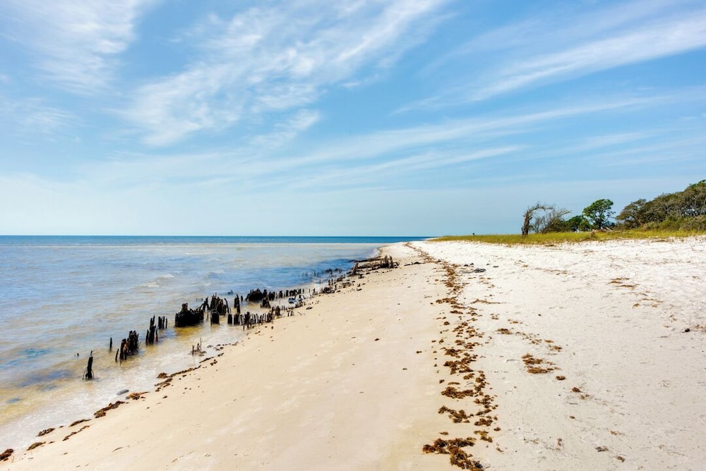 Family Beach Getaway in St Teresa: Bike to Ocean!