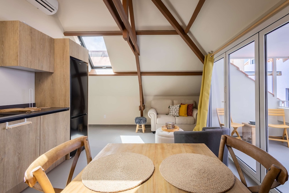 Bright Historic Loft in the Heart of Willemstad