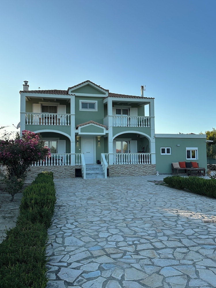Denva Holiday Home