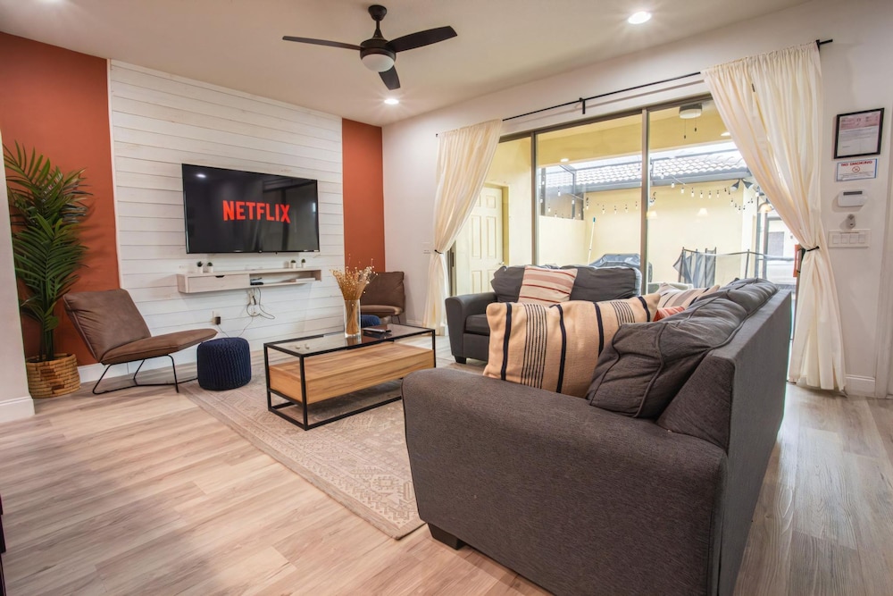 Stay Next Door to Disney at Windsor at Westside