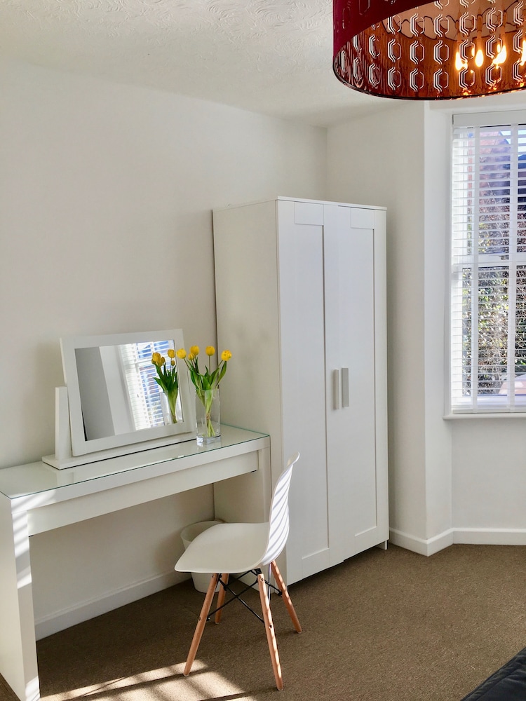 Netley Village Apartment view 3