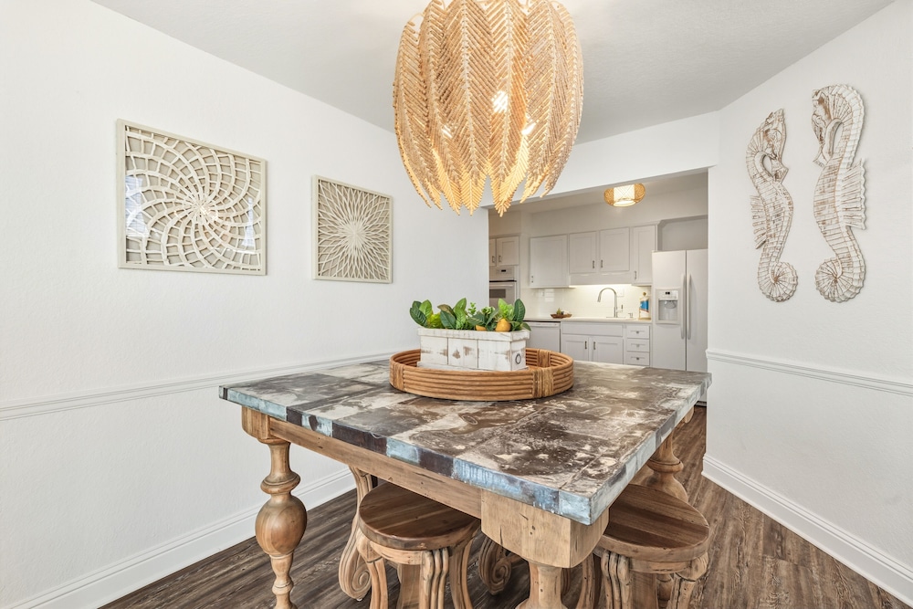 Shoreline Garden 16 3 Bedroom Townhouse