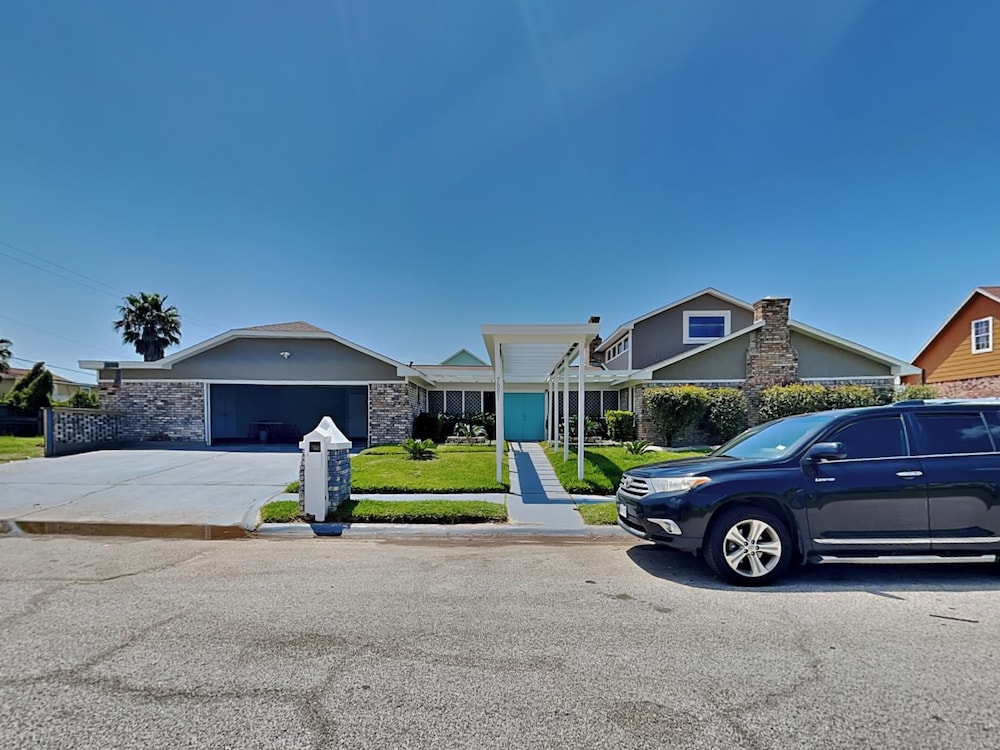 Island By Choice by Ryson Vacation Rentals