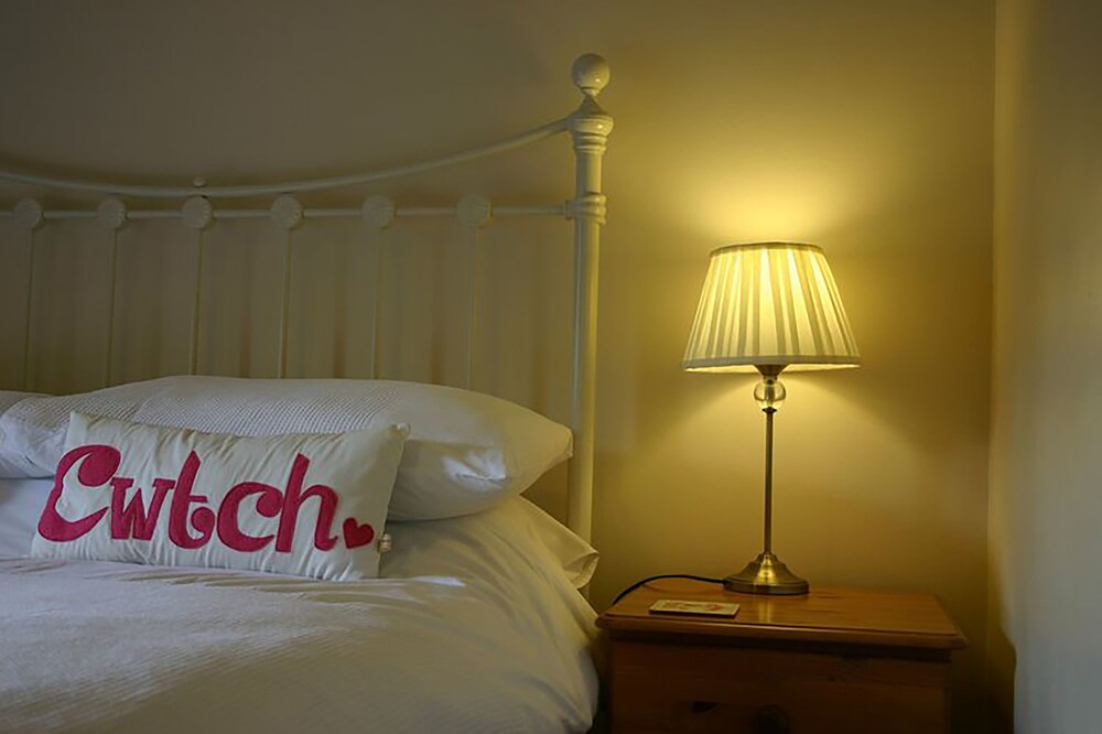 Troedyrhiw Holiday Cottages