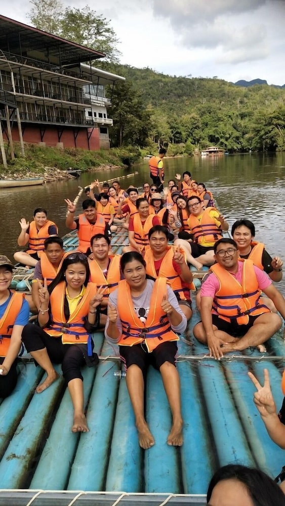 Pechmaneekan Beach Resort