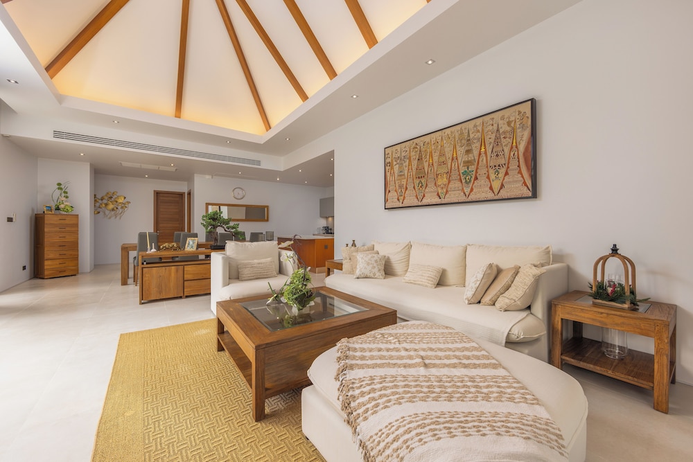 3BR Pool Villa Mana at Anchan Tropicana
