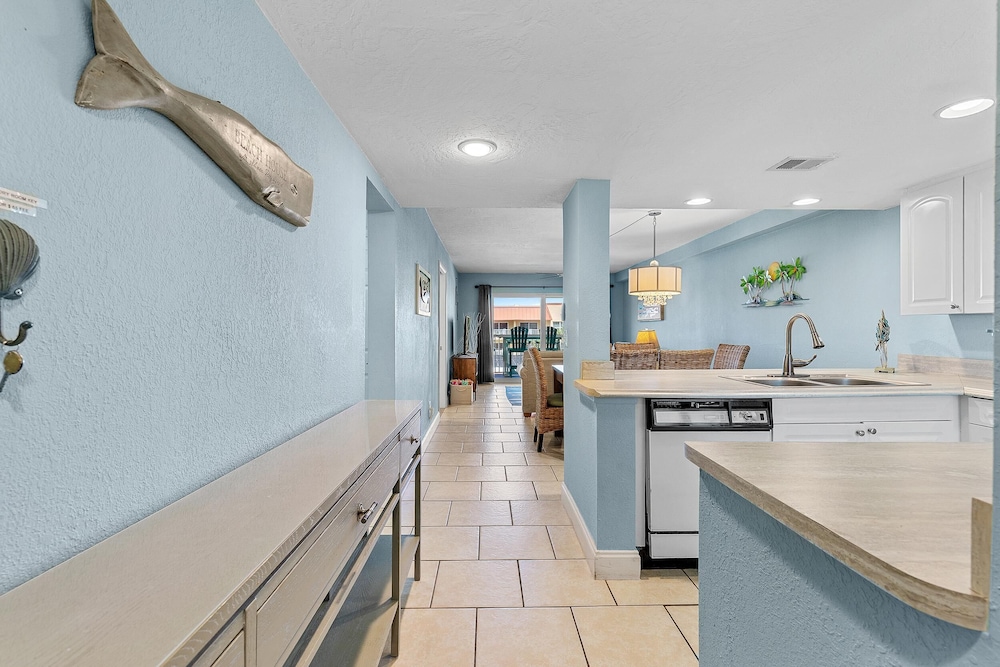 Point East 320