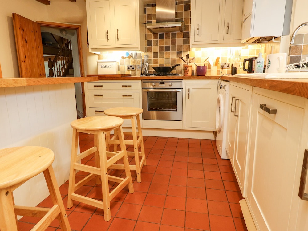 Lychgate Cottage