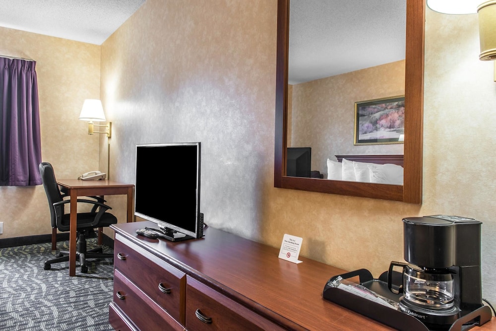 Titusville Vacations - Quality Inn  Suites - Property Image 19