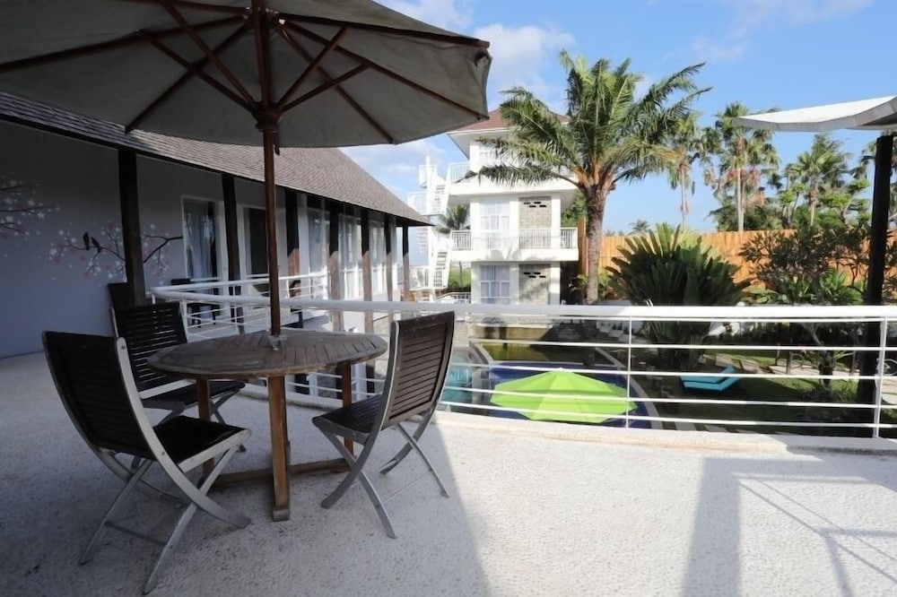 808 Residence
