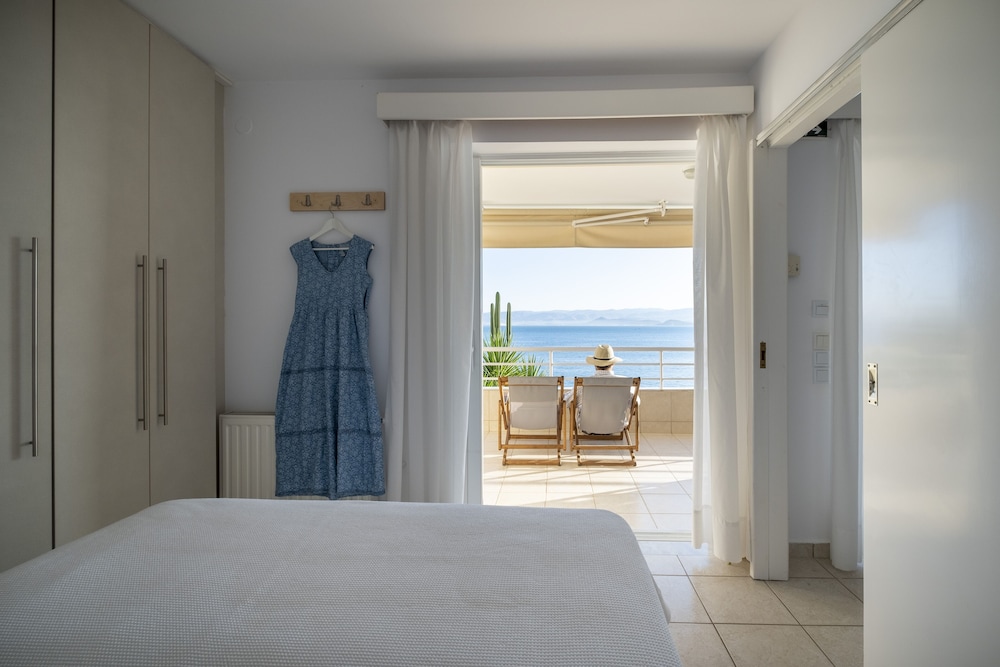 Meli Apartments & Villas
