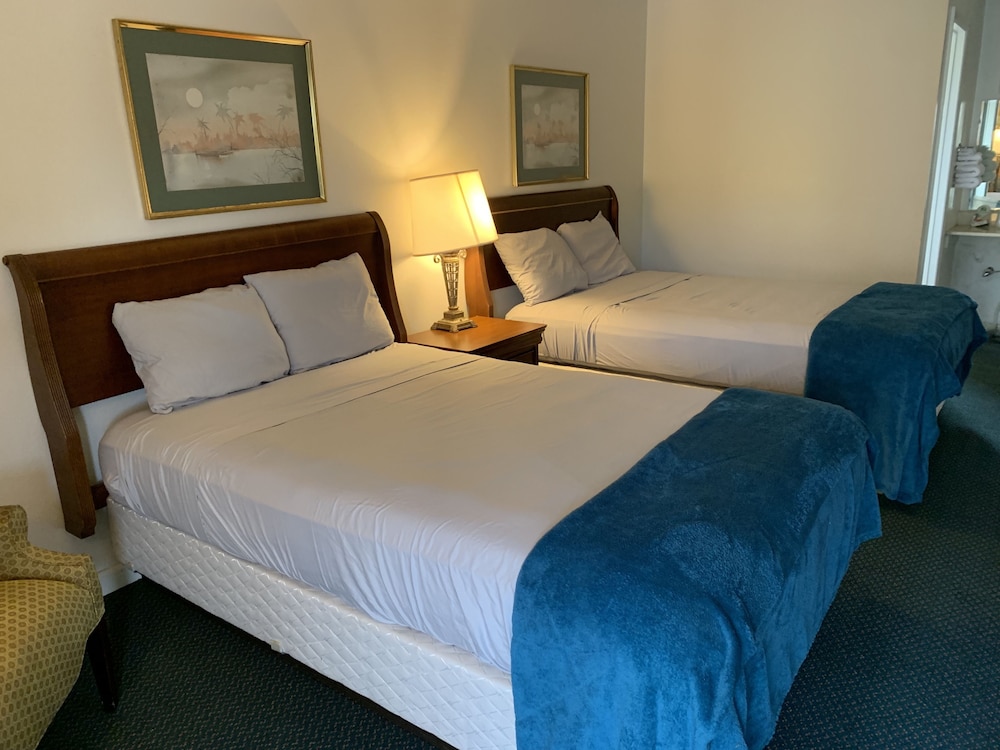 Lake City Vacations - Motel 8 Lake City - Property Image 22