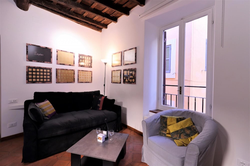 Lovely Navona Apartment