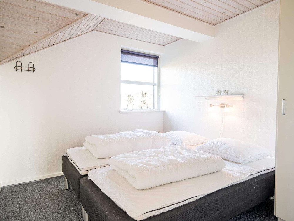 Tranquil Oasis in Henne Strand-by Traum view 4