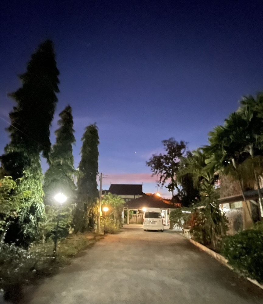 Hueanwaddkhian Resort