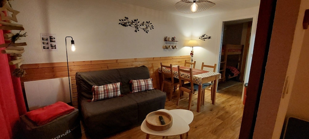 Apartment in Chamrousse With Mountain Views