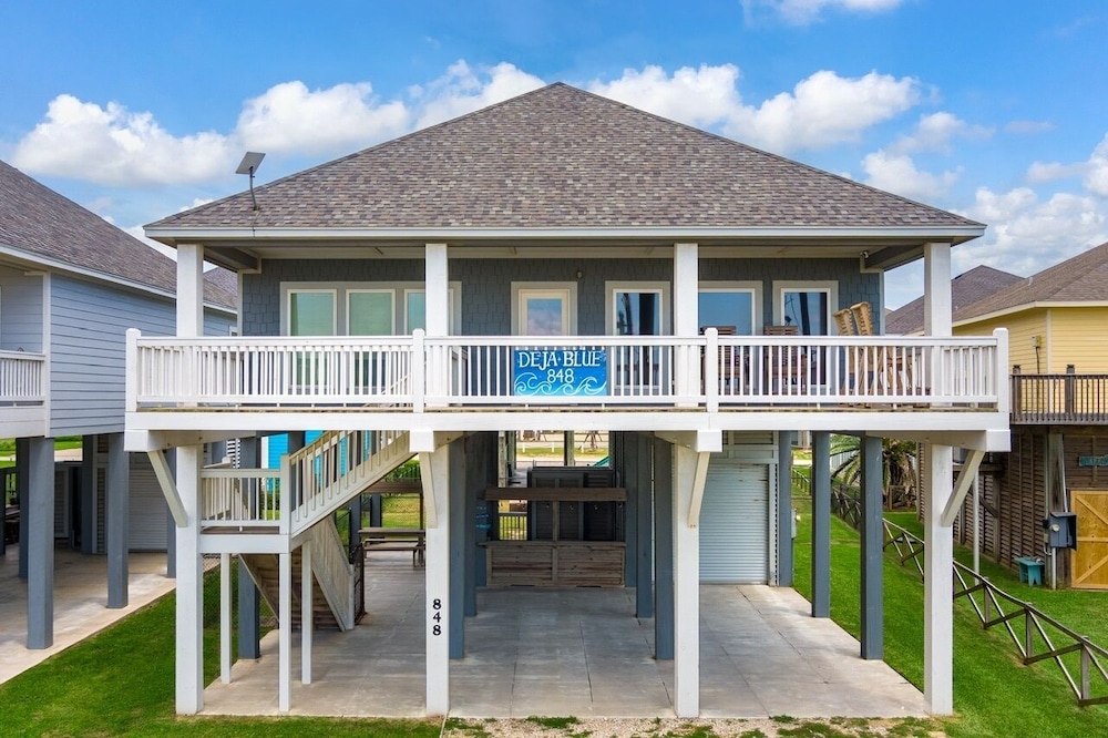 Deja Blue 2 3 Bedroom Home