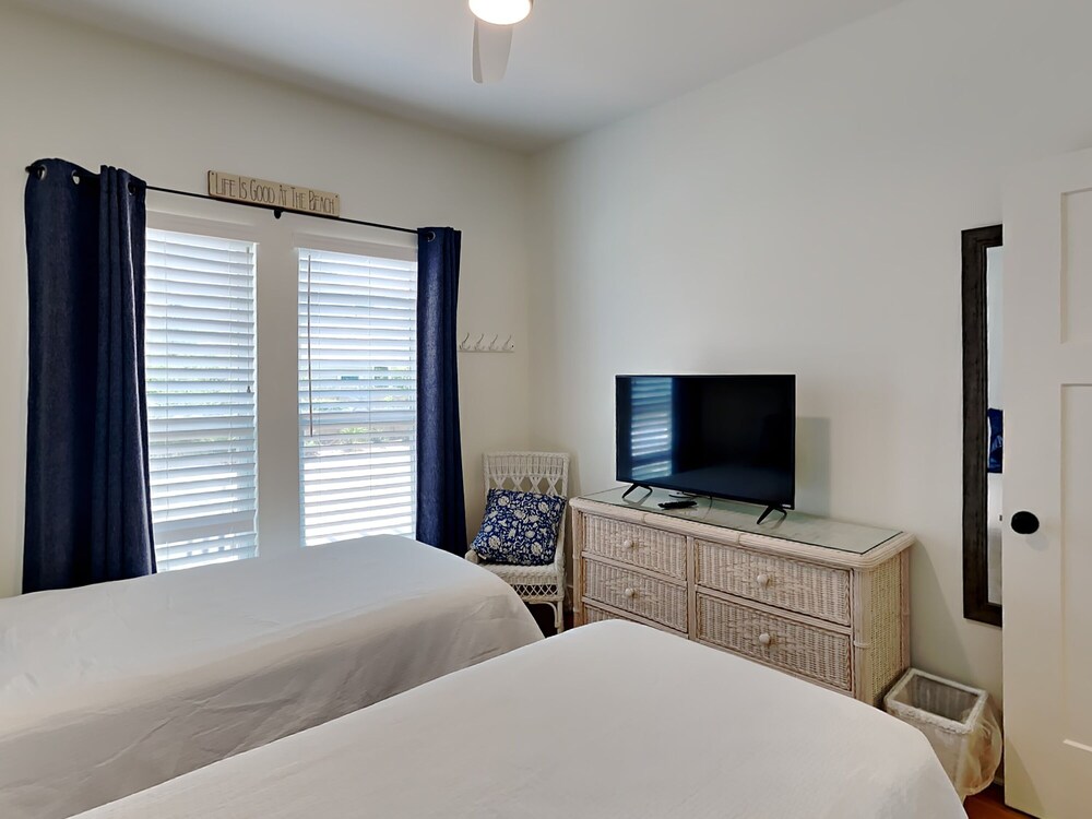 The Good Life by Southern Vacation Rentals view 3