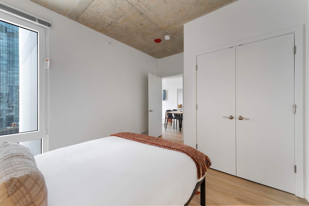 Group-ready 4BR Free Parking Walkable