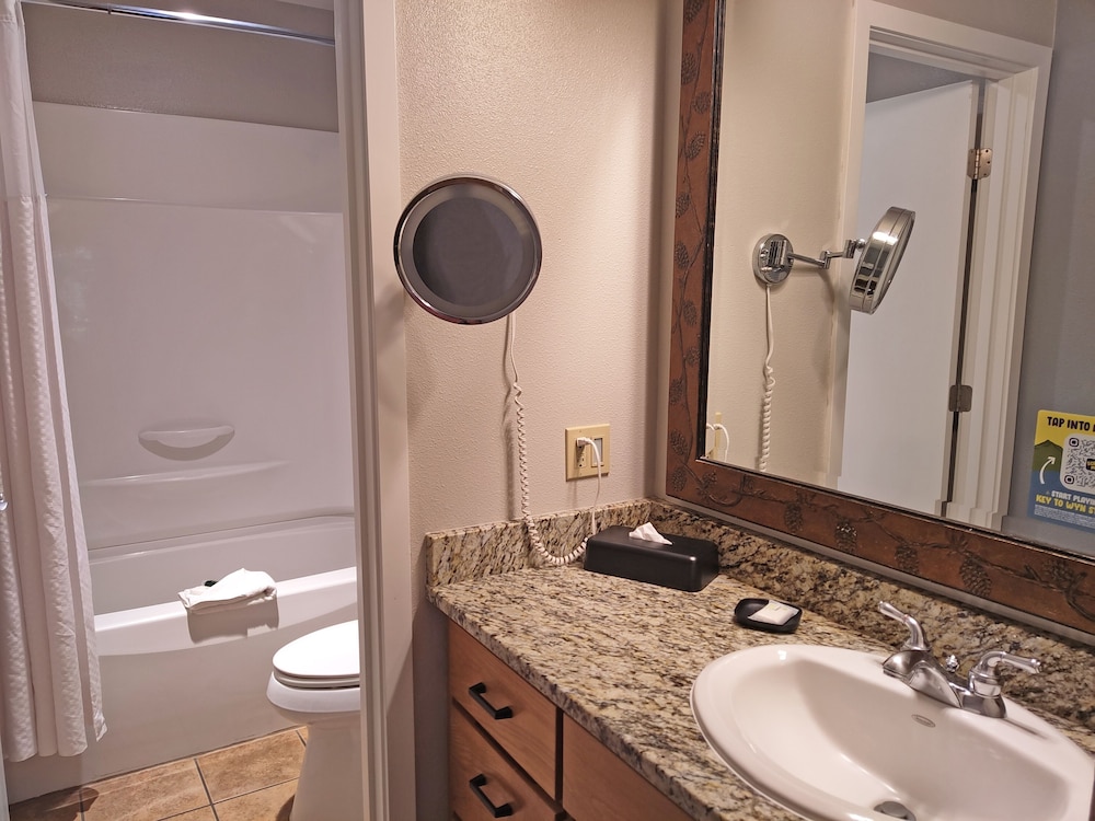 7th Mtn 823f 3 Bedroom Condo