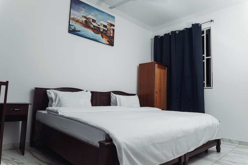 RAGANT HOTEL