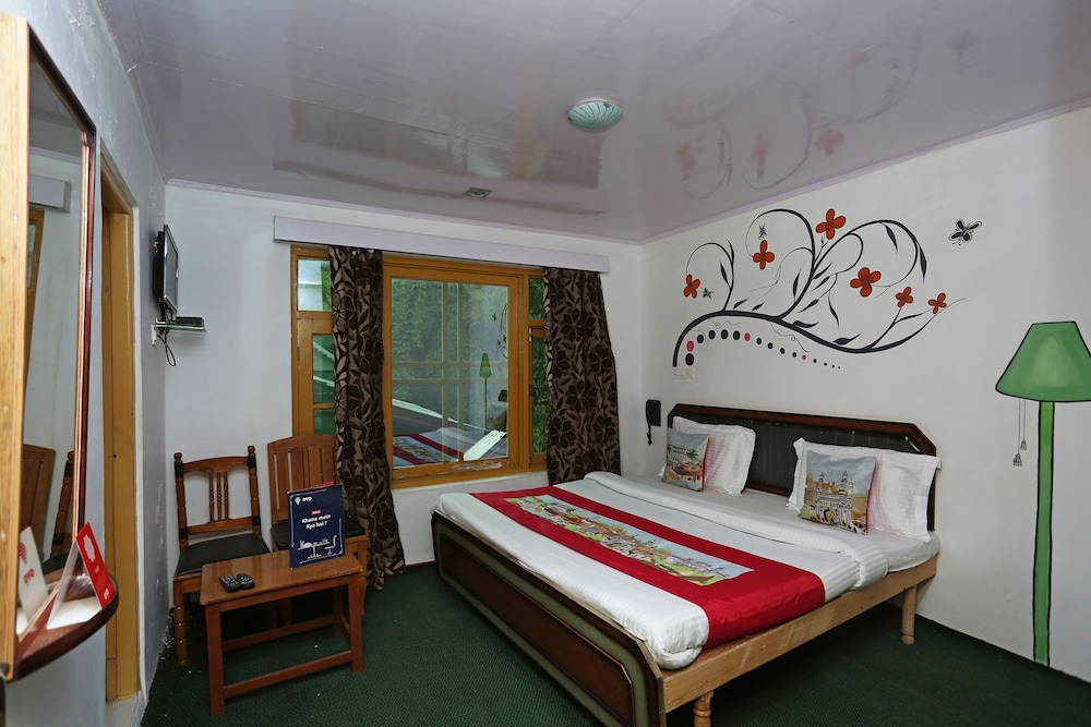 OYO 9083 Hotel Palace Pahalgam