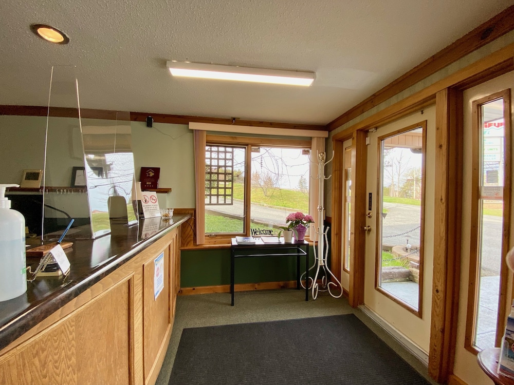 NEW AGE MOTEL INN view 4