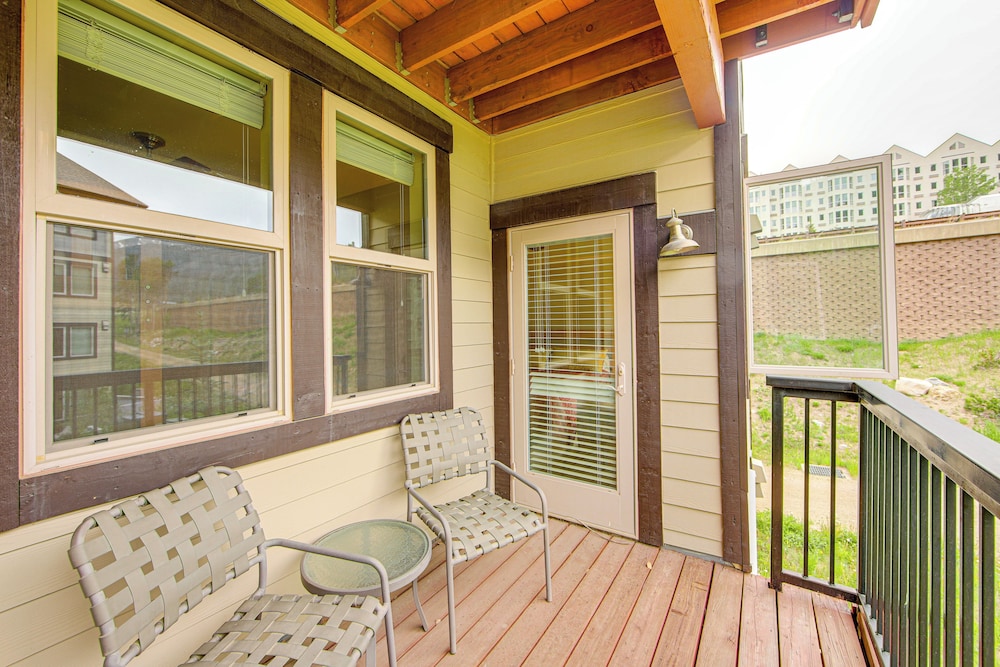 100 Steps to Gondola: Cozy Winter Park Condo!