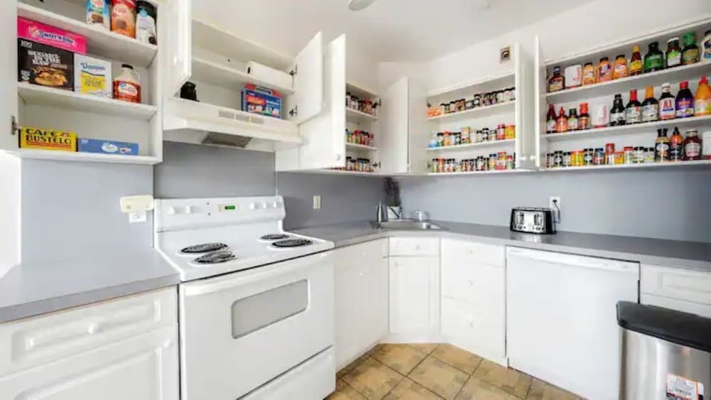 Upscale 3BR NY Home with Free Parking