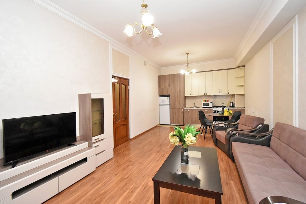 Apartment on Argishti 15 street