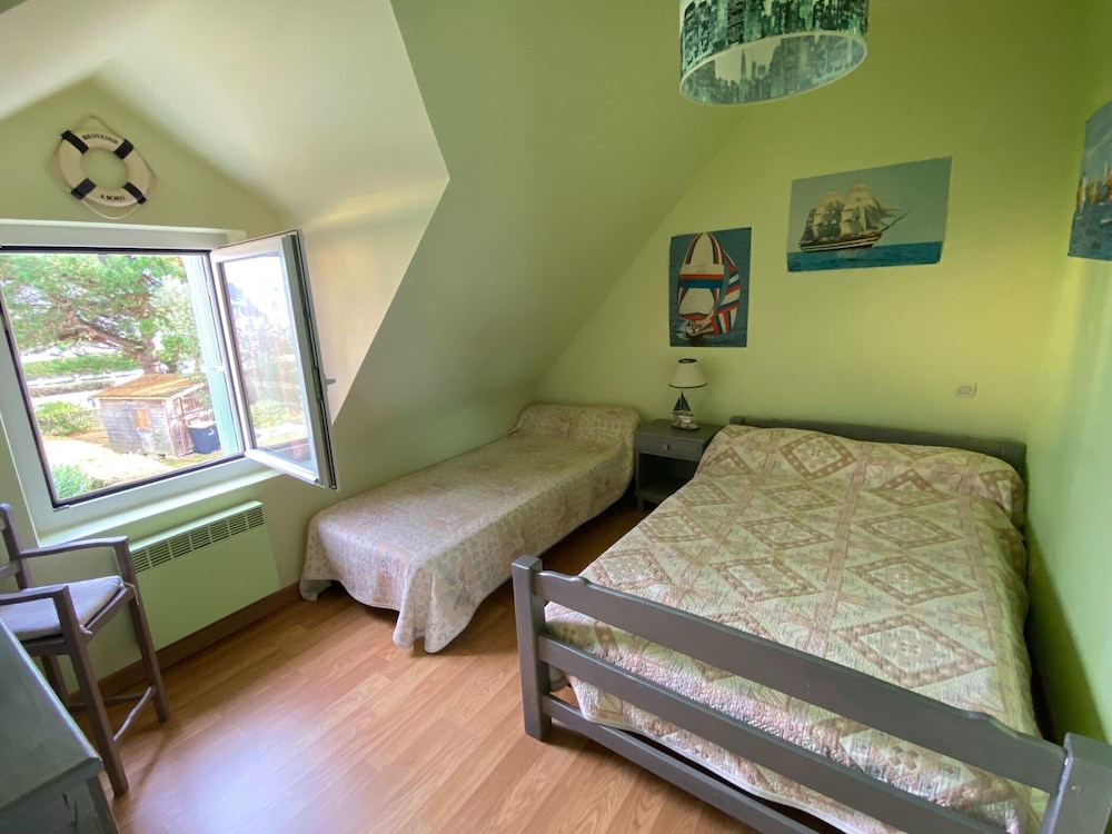 Pretty Terraced House Near the Beach, Damgan view 2