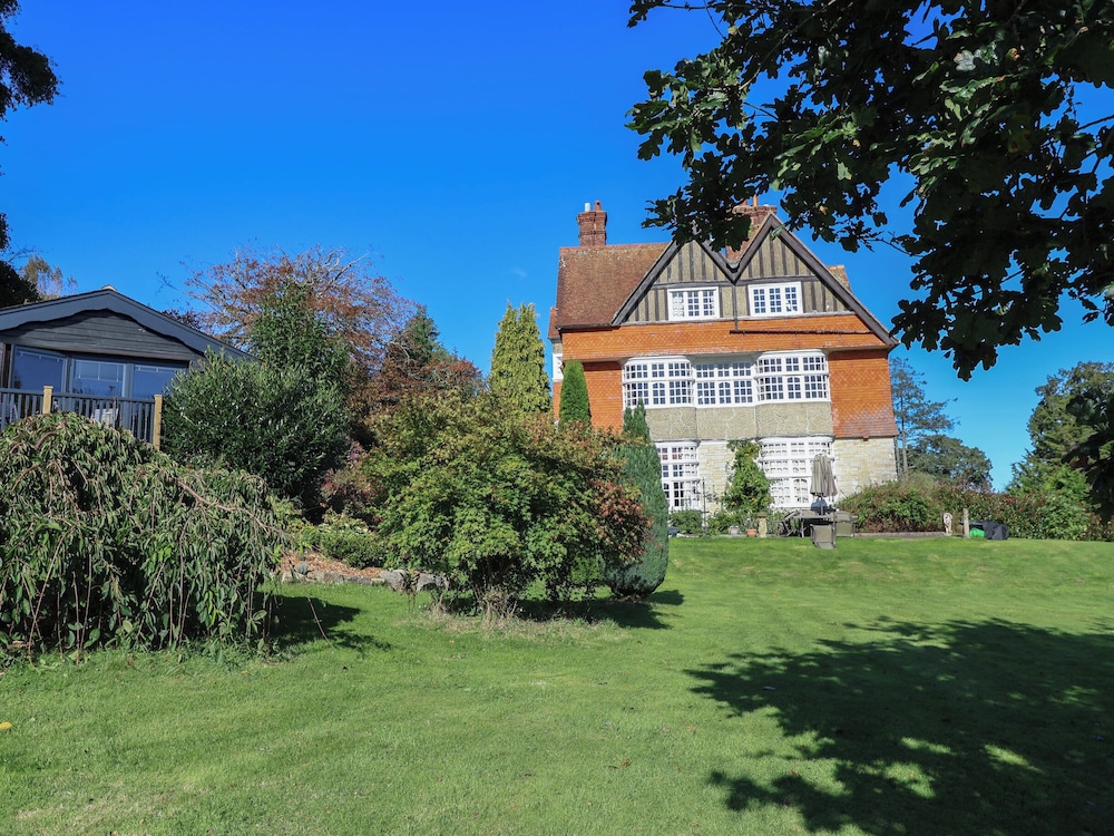 Sir George Baker Cabin