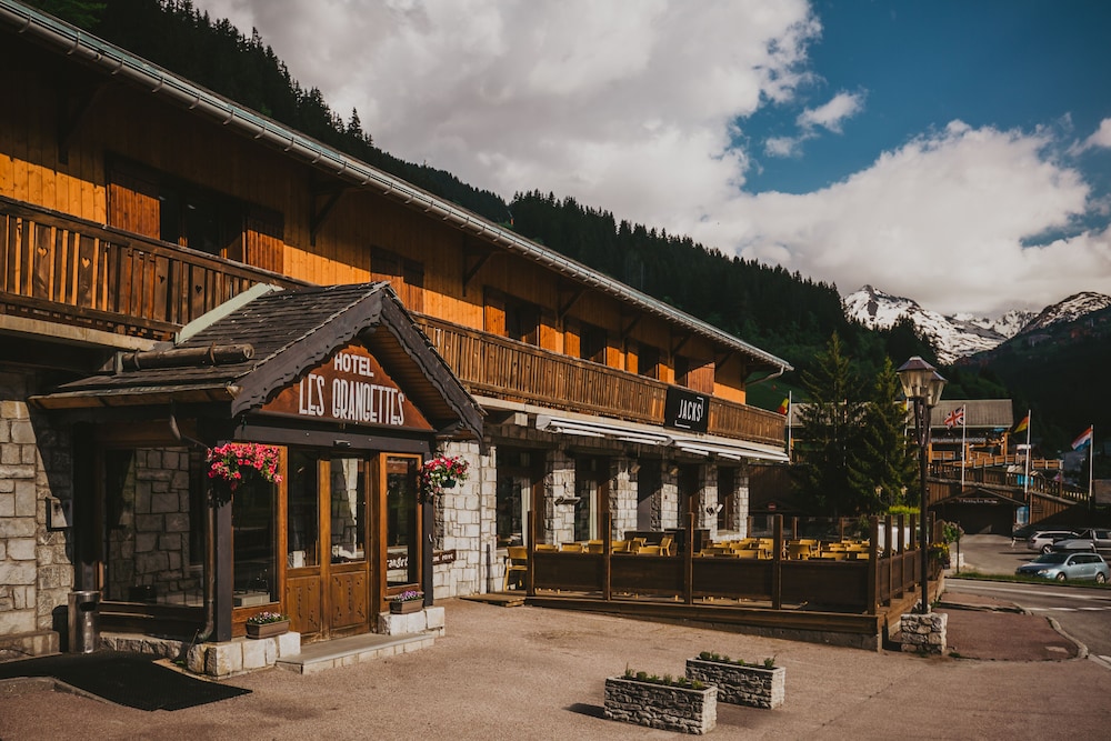Les Allues Vacations - Hotel Les Grangettes - Property Image 3