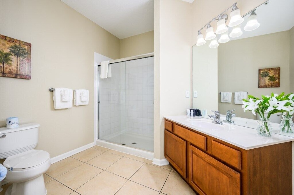 Beautiful Condo Vista Cay, Near Parks! - 3006