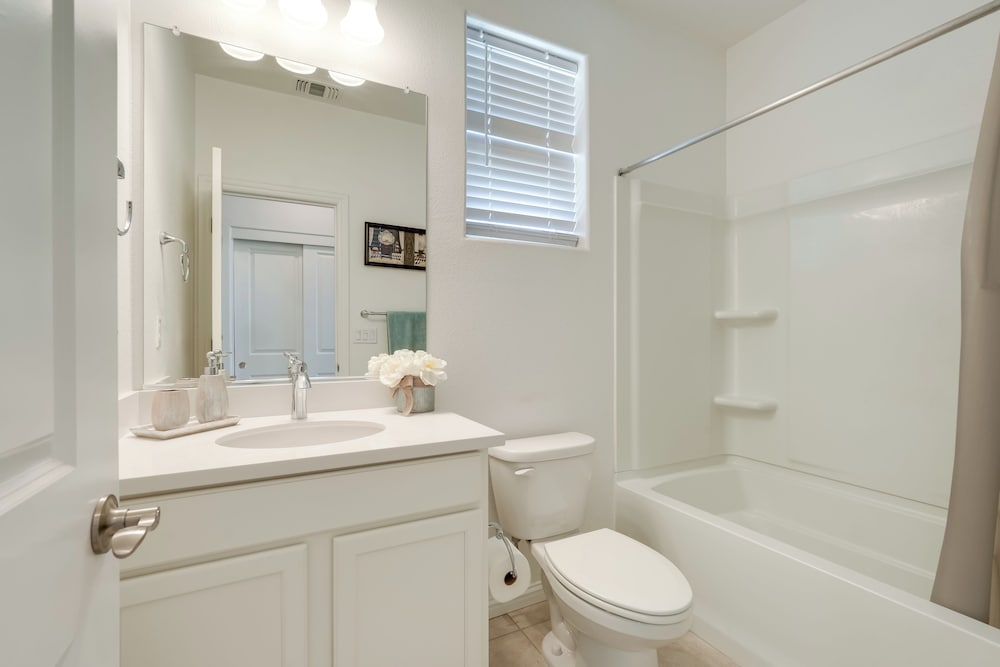 River Island Apt: Private Yard & Patio!