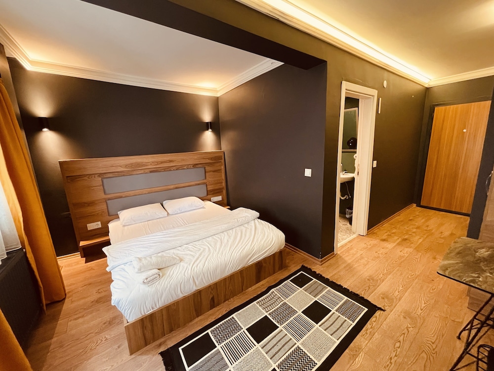 OTTO City Premium Süitler - Image 7