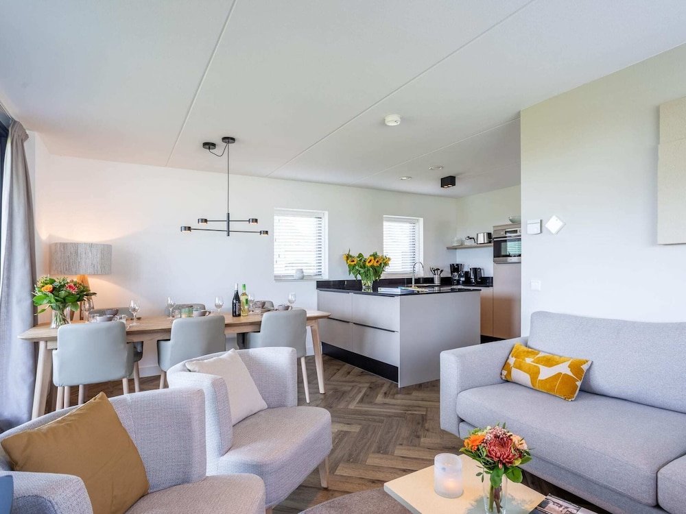 Cozy Villa With sun Shower and Sauna view 5