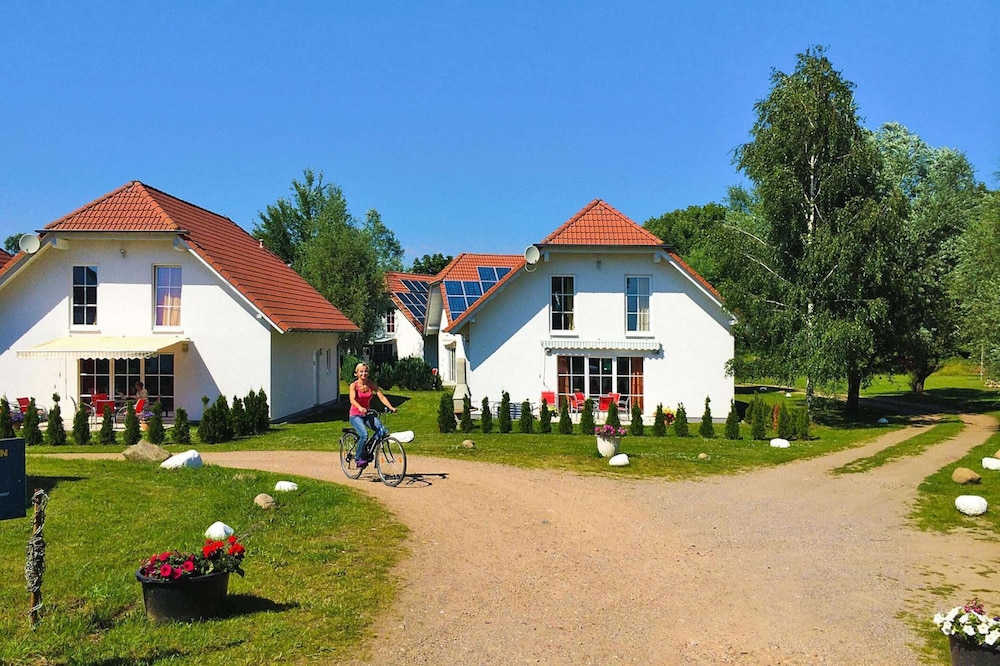 Hotel Building