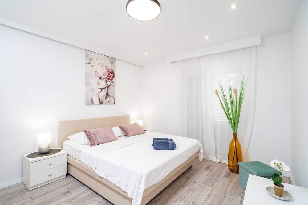Apartments Sandito