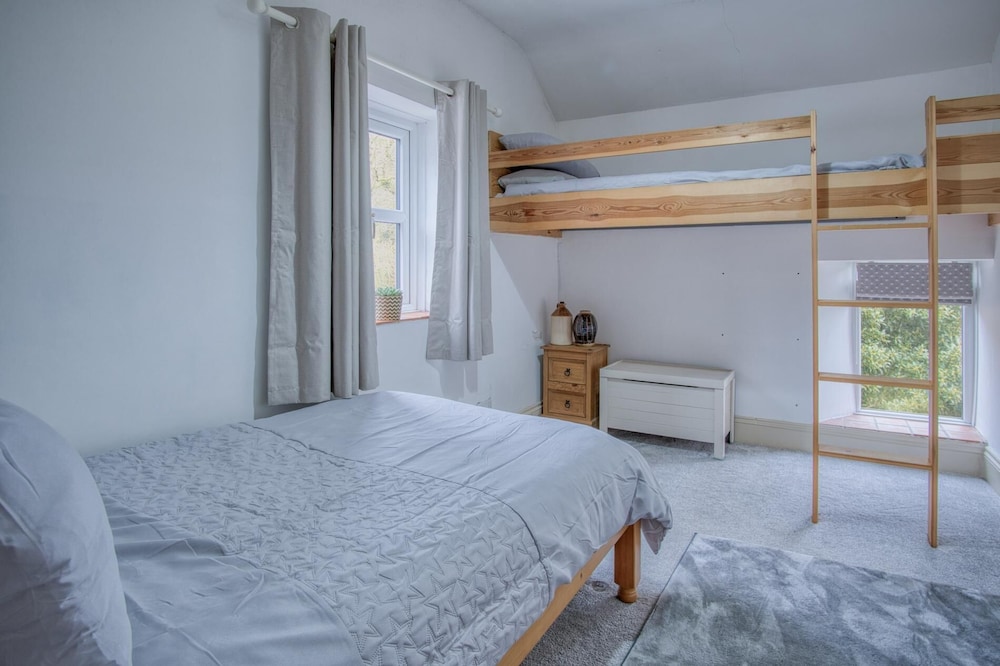 Woodcocks House - 3 Bedroom Holiday Home - Kilgetty