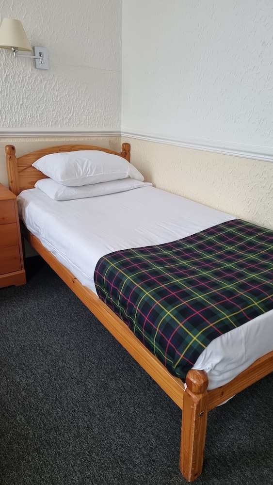 The Hampton Court Guesthouse